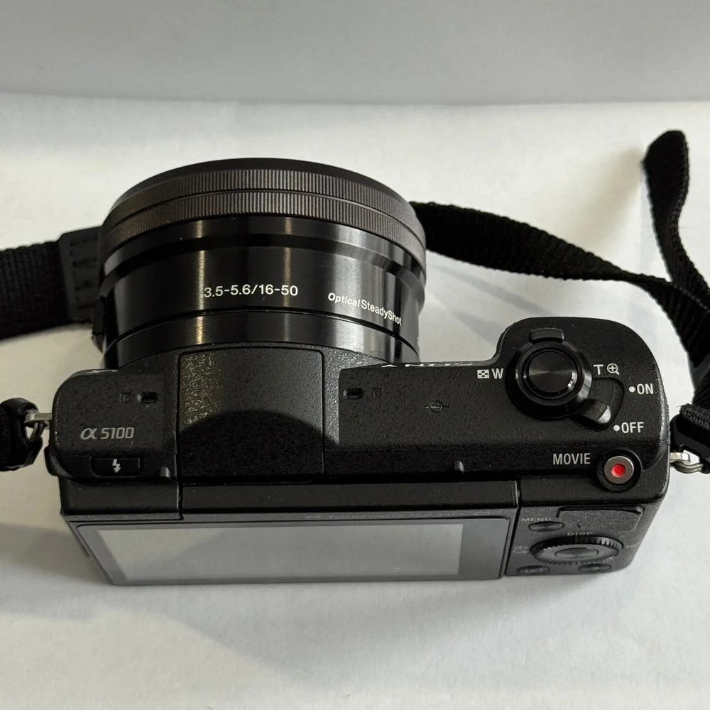 Sony a5100 *BUNDLE* 16-50mm Lens Camera with 3-Inch Flip Up LCD w/accessories